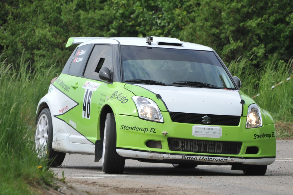Jesper Bisted og Arly Larsen starter lørdag i FTZ Rally Roskilde, der er femte afdeling af Danmarksmesterskabet i rally